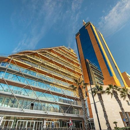 Splendid 2Br Apartment, Steps To St Georges Bay St. Julian's Exterior foto